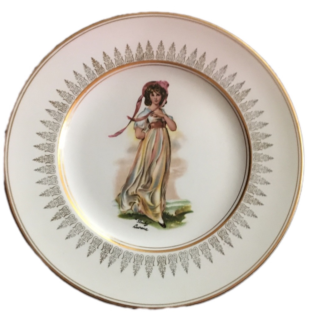 Elegant Gold and White Decorative Plate